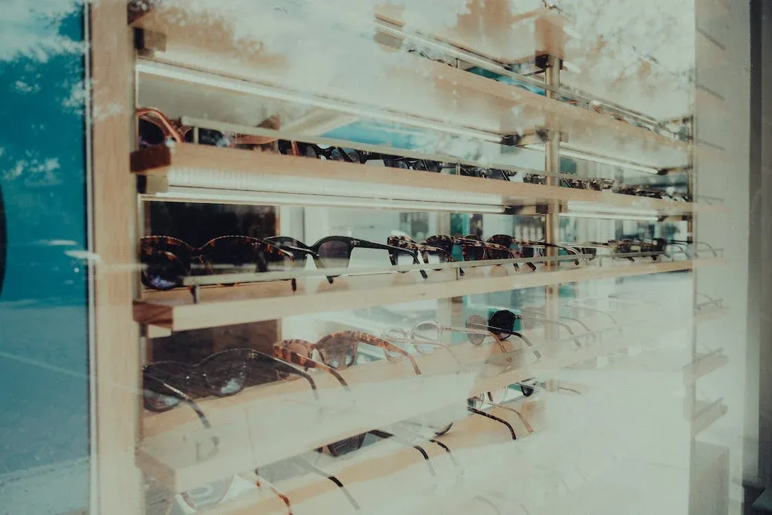 vitrine lunettes